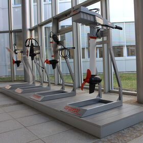 Torqeedo Display rack